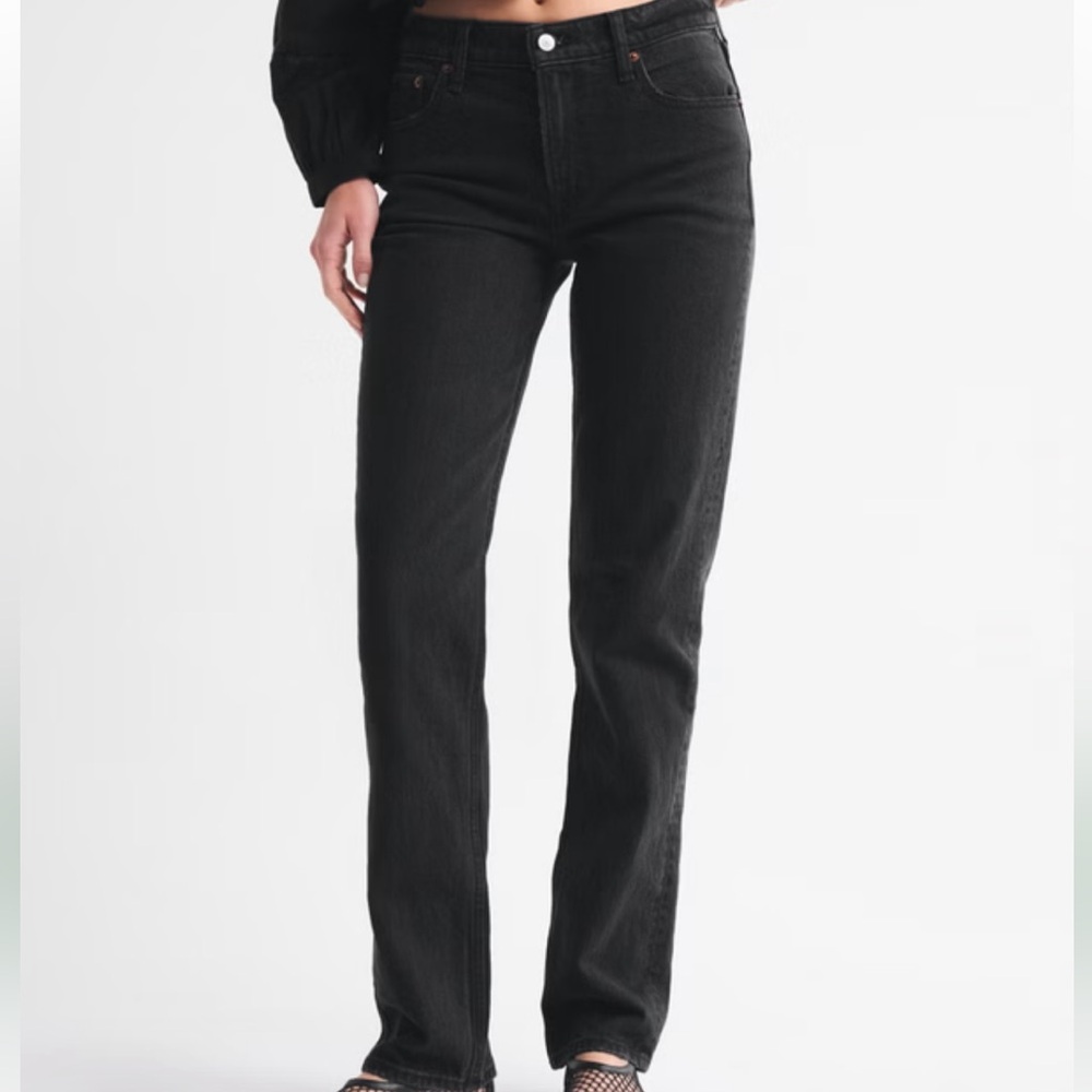 Abercrombie black mid rise 90s straight jean